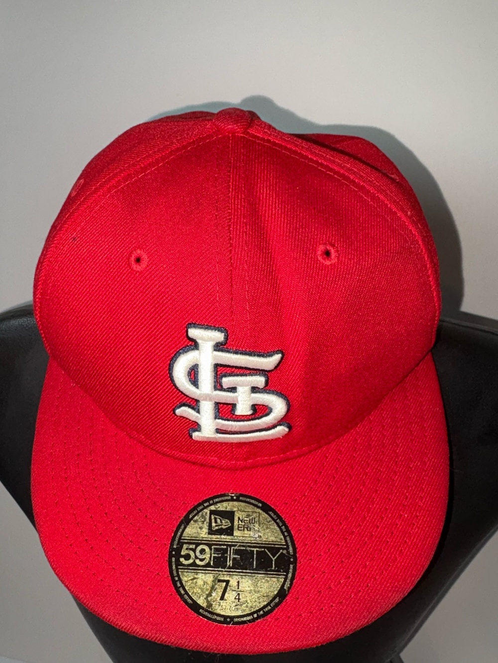 59FIFTY Fitted St. Louis Cardinals Cap with Red Crown and Black Brim